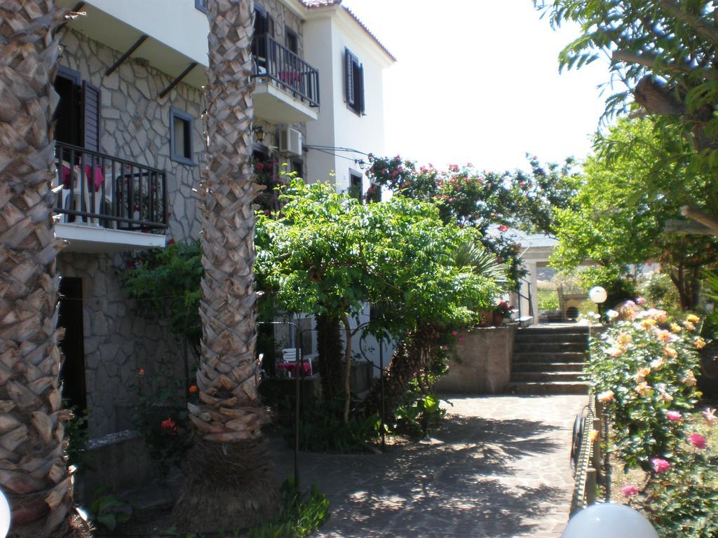 Islands Apartments Petra  Exterior foto